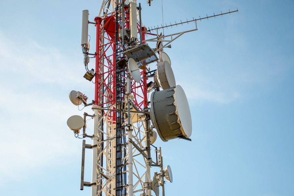 terminate a cell tower lease